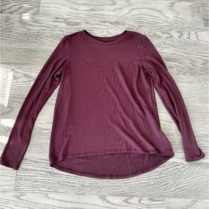 American eagle maroon long sleeve